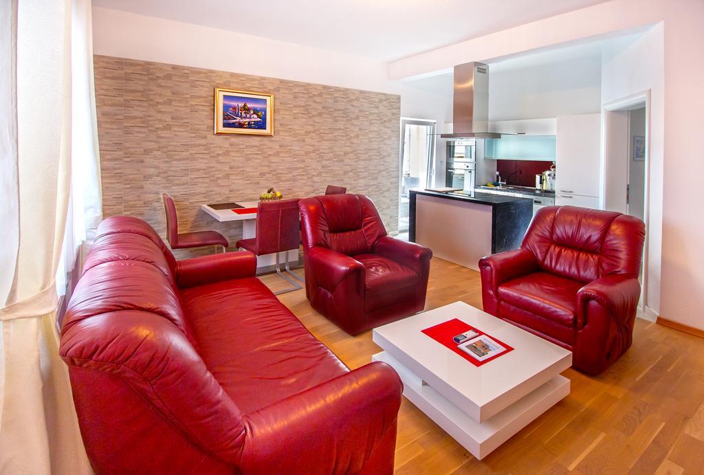 Apartment Vukadin プーラ エクステリア 写真