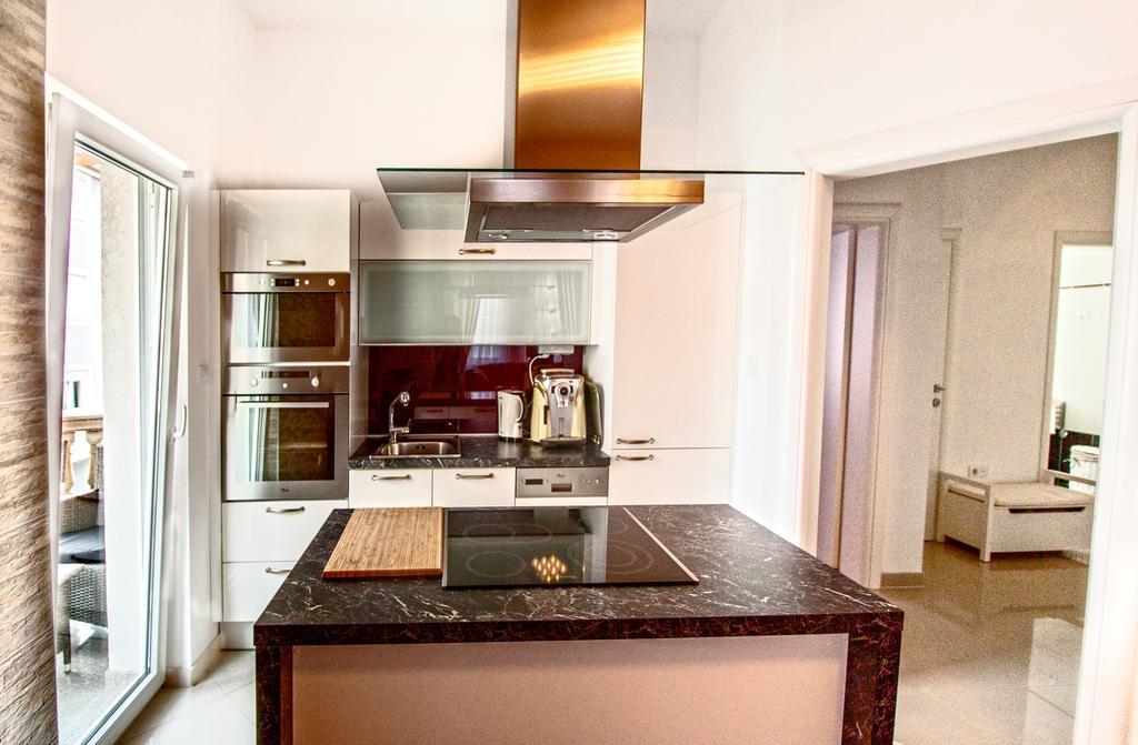 Apartment Vukadin プーラ エクステリア 写真