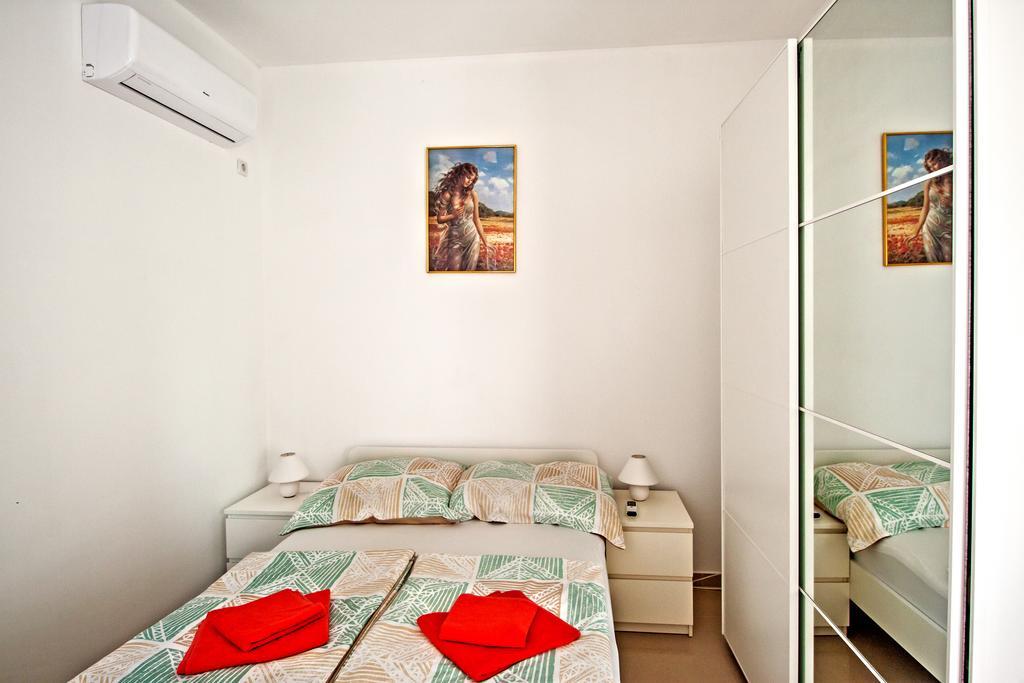 Apartment Vukadin プーラ エクステリア 写真